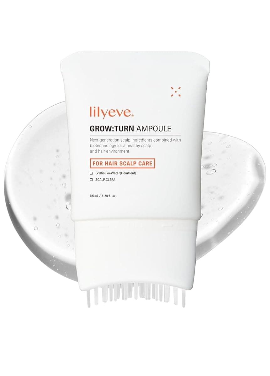 Sérum capilar Lilyeve Grow:Turn com aplicador de pontas, sobre uma poça do produto